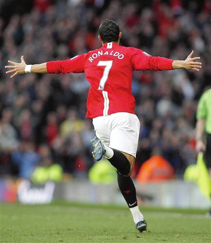 热议国足首 热议国足首